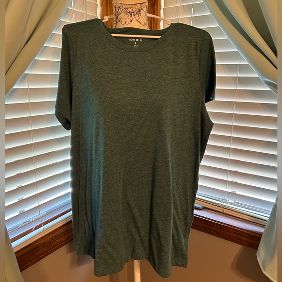 Torrid Everyday Signature Jersey Crew Neck Tee - Picture 2 of 5
